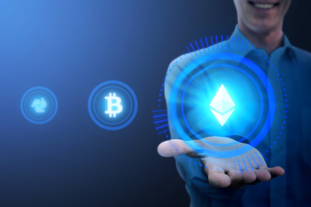 como elegir criptomonedas para operar con IA
